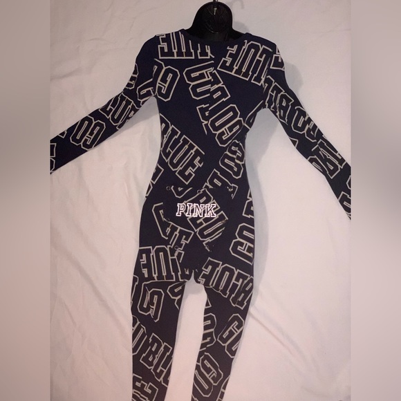 “GO BLUE” U of Michigan Onesie Pajamas - Picture 2 of 3